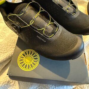 Pearl iZUMi x Soulcycle Legend 2.0 Cycling Shoe W8/40EU/6UK used w/ box